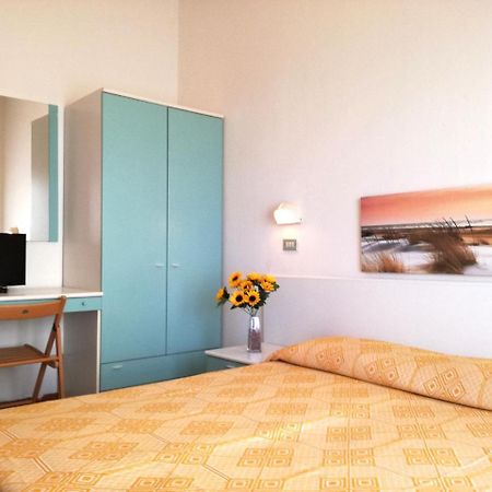 Hotel Marilena Viserbella di Rimini 外观 照片
