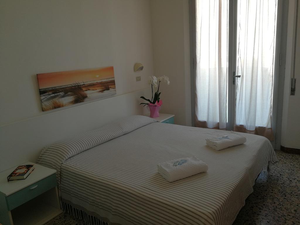 Hotel Marilena Viserbella di Rimini 外观 照片